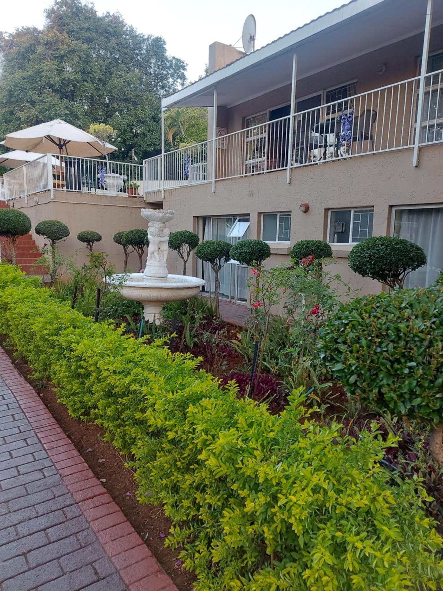 Purple Olive Guest House Pretoria-Noord Exterior foto